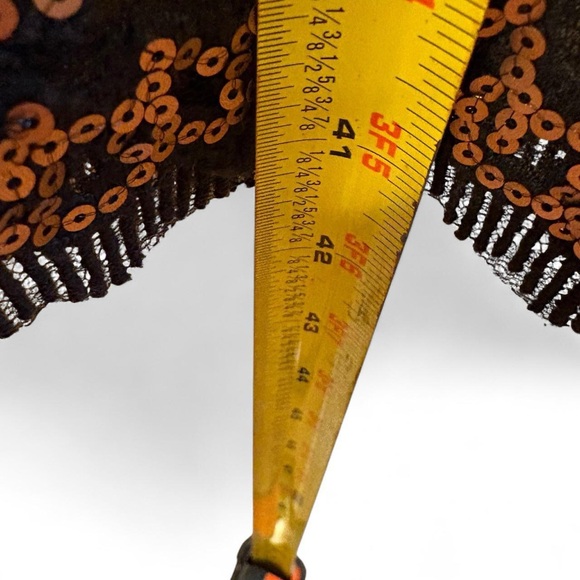 Chic Black and Gold Floral Midi Dress - Picture 5 of 8